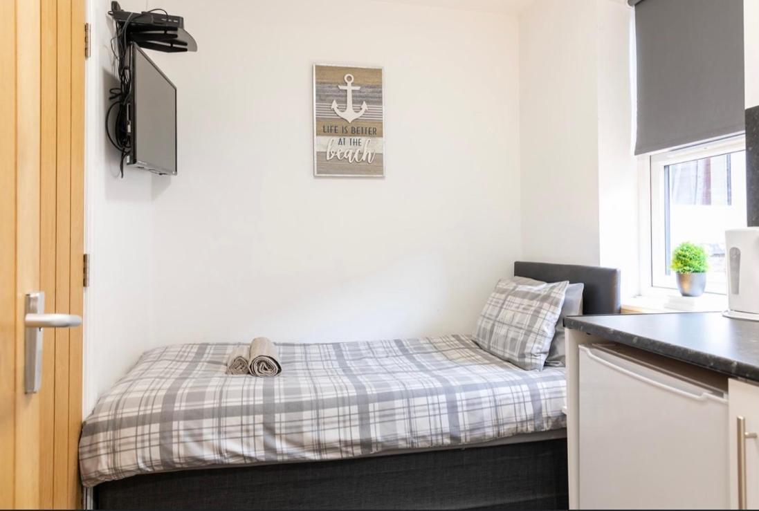Megs Island Guest House Cleethorpes Dış mekan fotoğraf